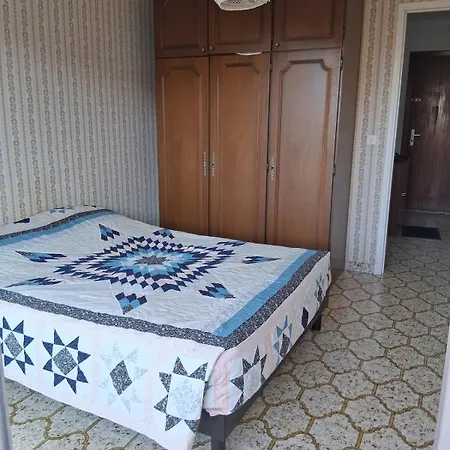 4 Personnes A St Raphael